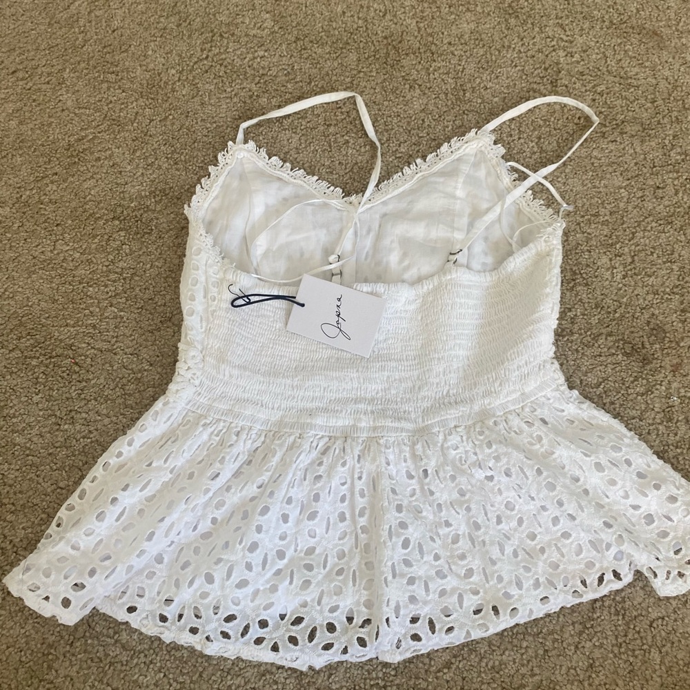 white lace top - Picture 2 of 3